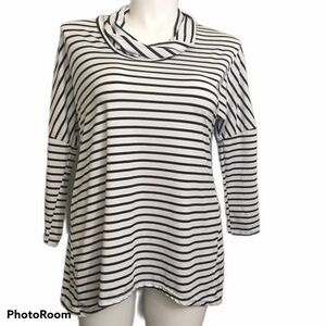 Onayaya striped cowl neck tunic top. Small